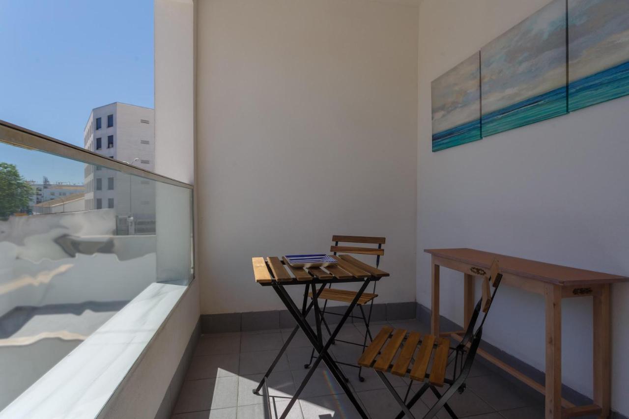 Real Escuela Home Χέρεζ Εξωτερικό φωτογραφία